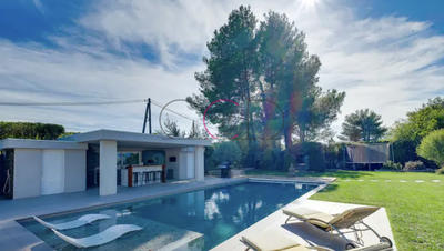 Villa - 180 m² - 7 pièces