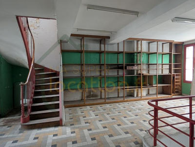 Immeuble - 215 m² - 3 pièces