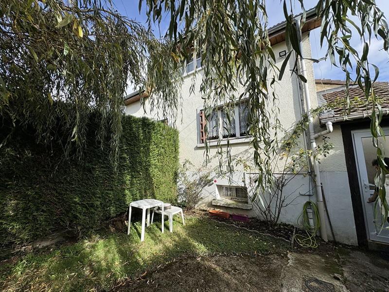 Maison - 103 m² - 5 pièces