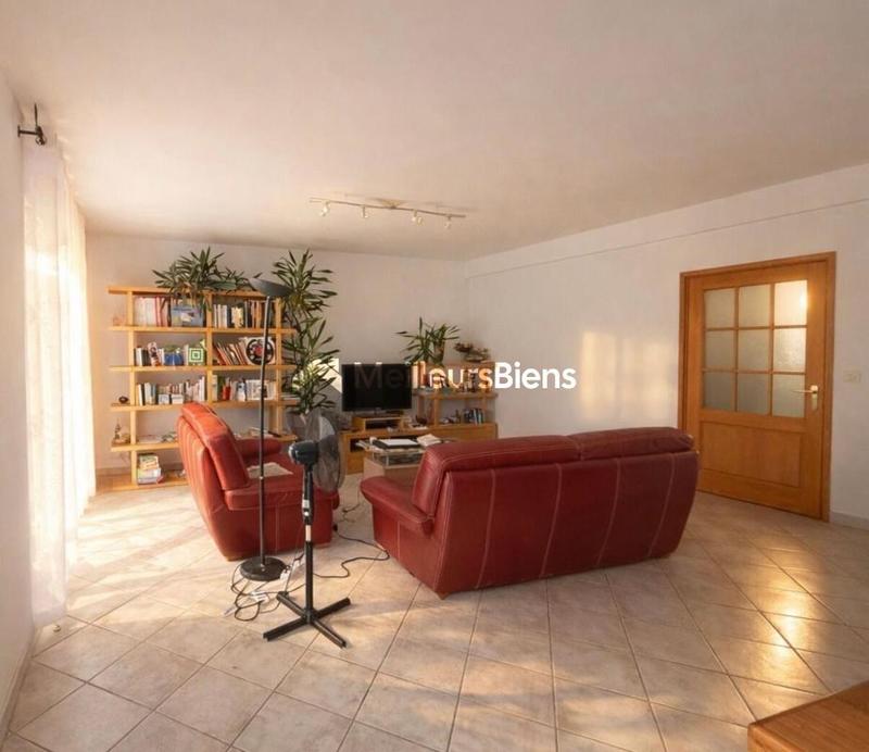 Villa - 122 m² - 5 pièces