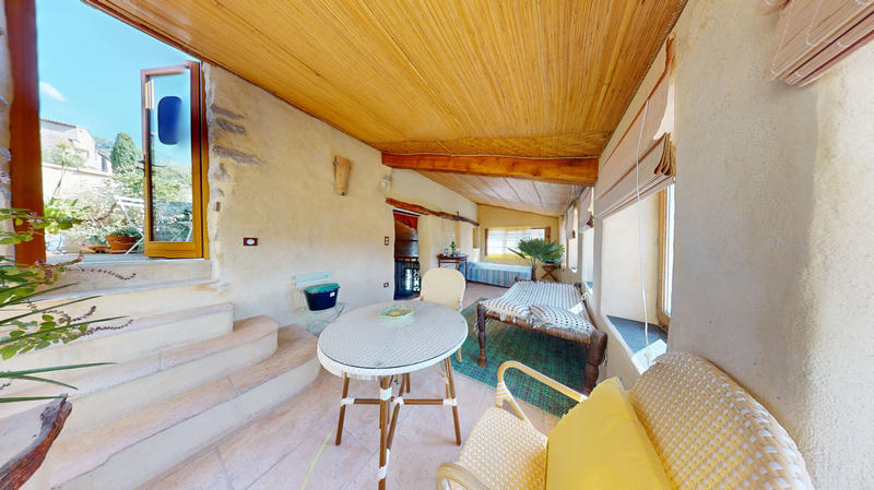 Maison - 463 m² - 11 pièces