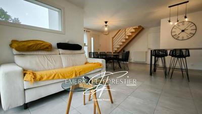 Maison - 101 m² - 5 pièces