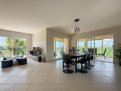 Maison de campagne - 158 m² - 5 pièces