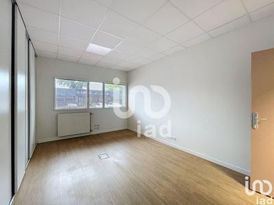 Bureau - 121 m²