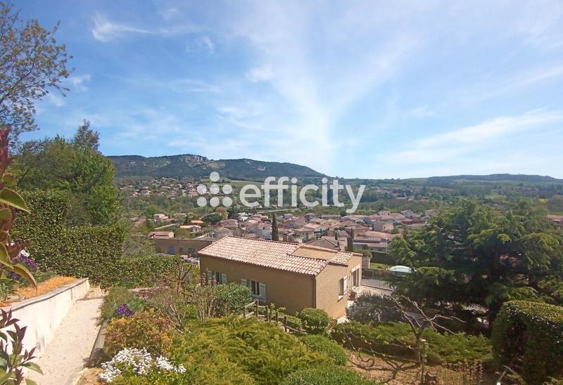 Propriété - 126 m² - 5 pièces