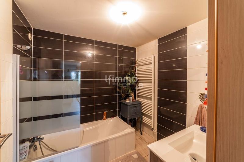 Maison - 115 m² - 6 pièces