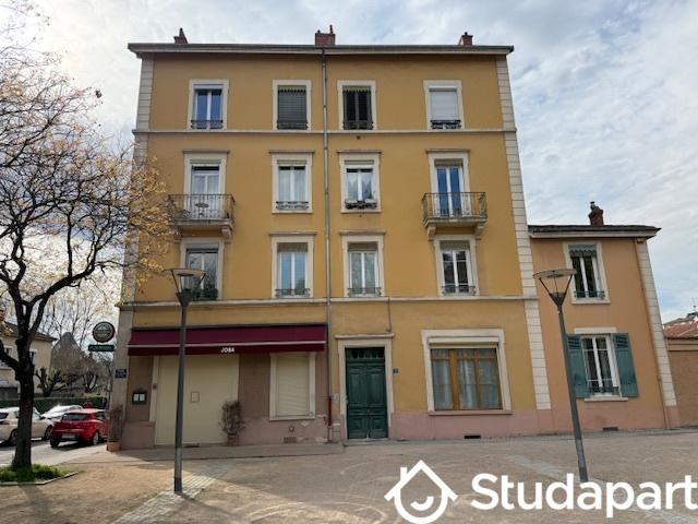 Appartement - 70 m² - 2 pièces