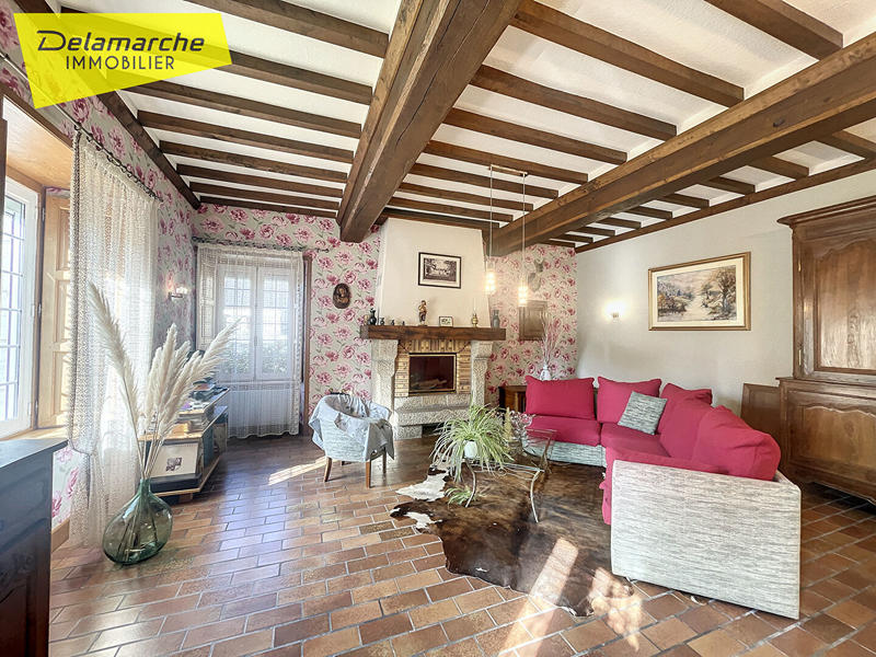 Maison - 231 m² - 7 pièces