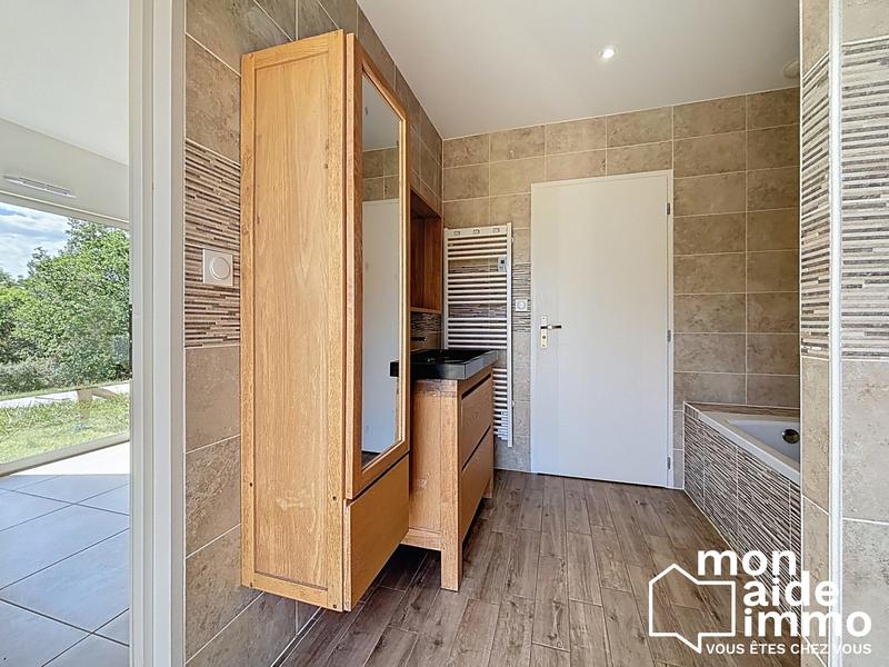 Maison - 110 m² - 4 pièces