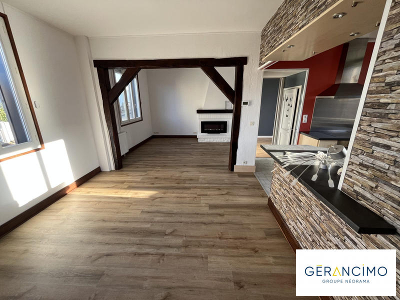 Maison - 90 m² - 4 pièces