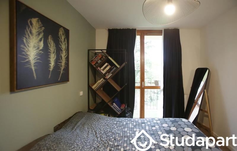 Chambre - 12 m² - 1 pièce