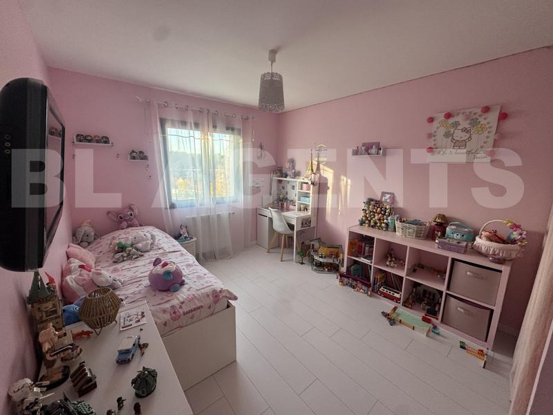 Maison traditionnelle - 105 m² - 5 pièces