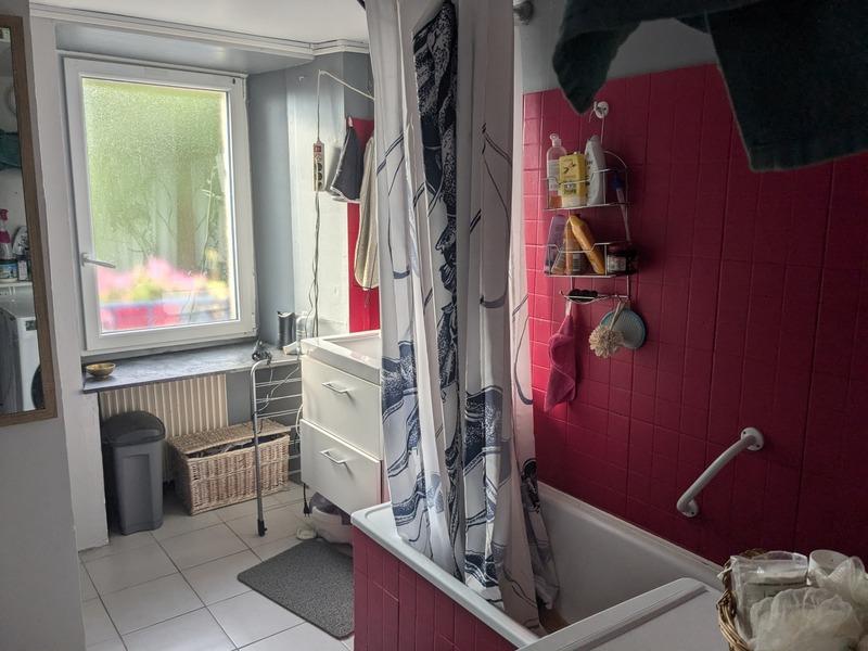 Maison - 200 m² - 9 pièces