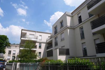 Appartement - 75 m² - 4 pièces