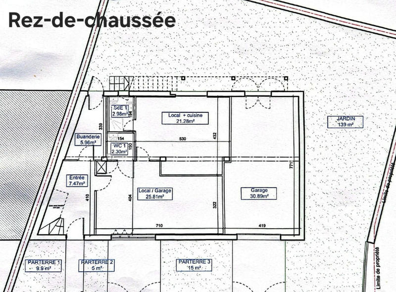 Local commercial - 224 m² - 8 pièces