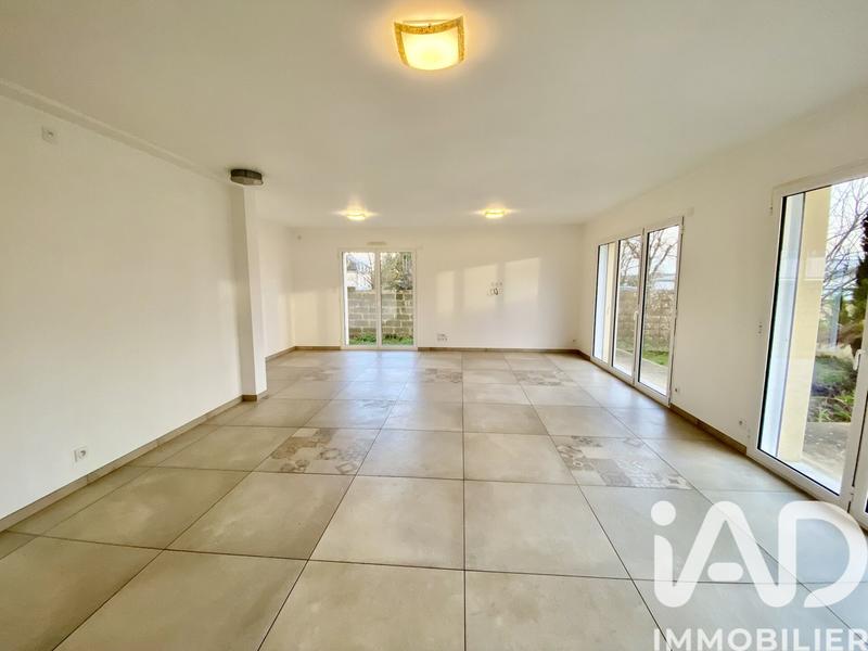 Maison - 197 m² - 9 pièces