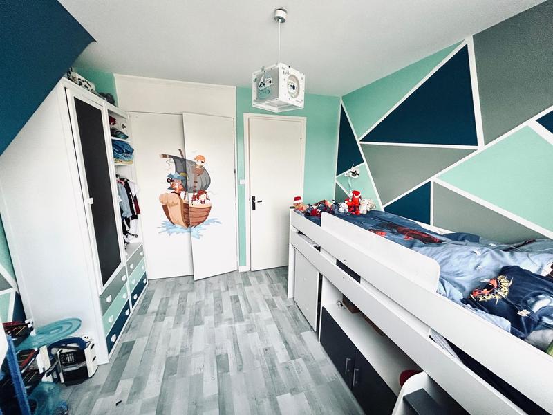 Maison - 79 m² - 6 pièces