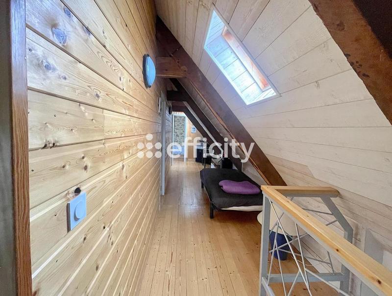 Maison - 121 m² - 4 pièces