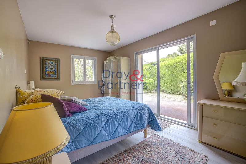 Villa - 160 m² - 6 pièces