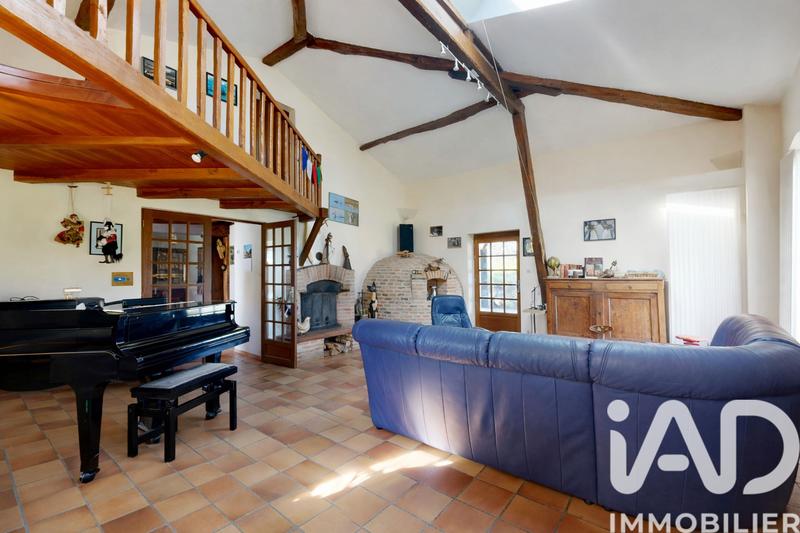 Maison - 200 m² - 7 pièces