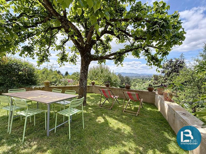 Maison ancienne - 217 m² - 6 pièces