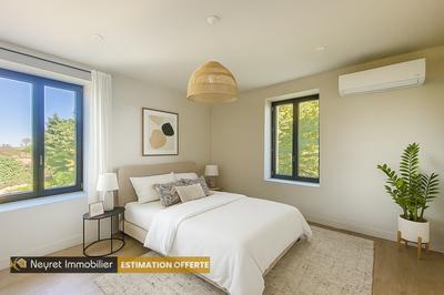 Maison - 180 m² - 6 pièces