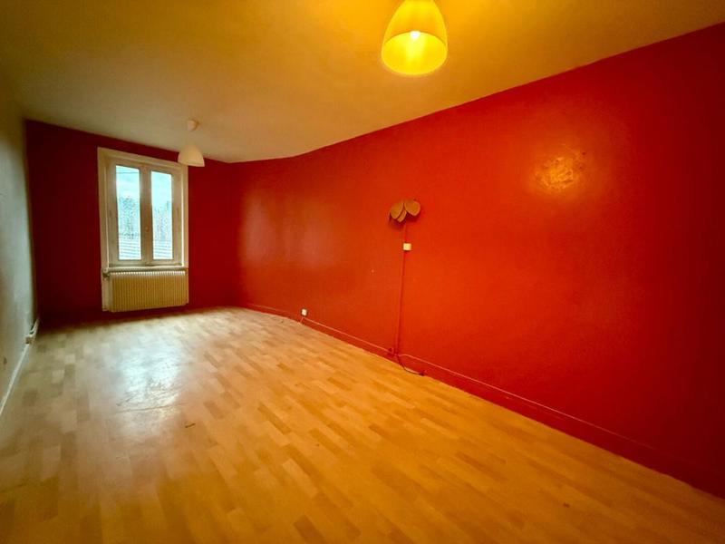 Immeuble - 130 m² - 7 pièces