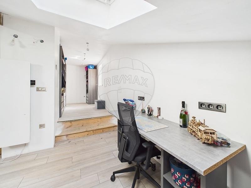 Immeuble - 203 m² - 6 pièces