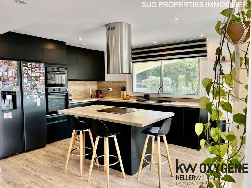 Villa - 223 m² - 7 pièces