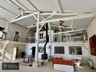 Propriété - 373 m² - 10 pièces