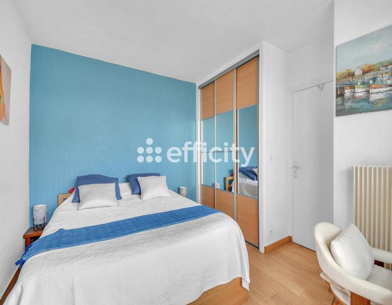 Appartement - 90 m² - 4 pièces