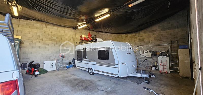 Maison - 90 m² - 3 pièces