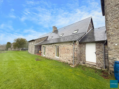 Maison - 250 m² - 8 pièces