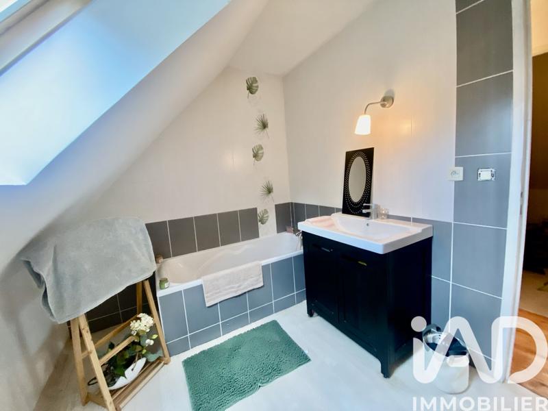 Maison - 89 m² - 5 pièces