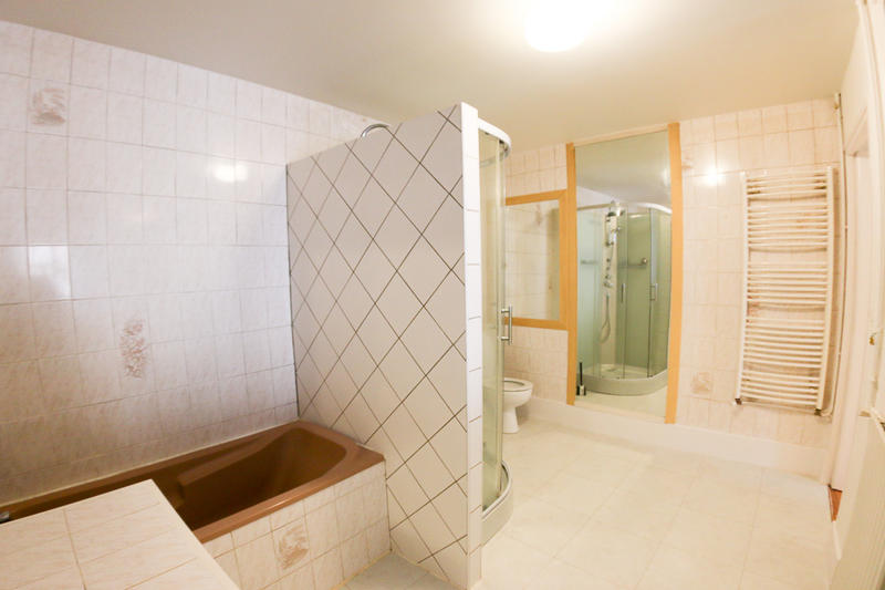 Appartement - 109 m² - 3 pièces