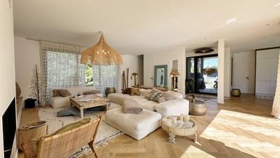 Maison d'architecte - 215 m² - 6 pièces