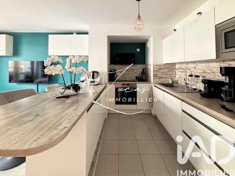 Appartement - 64 m² - 3 pièces