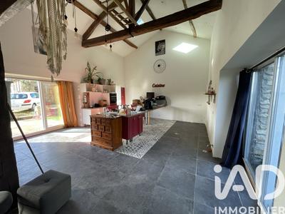 Maison - 121 m² - 5 pièces