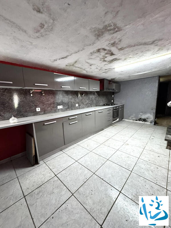 Maison ancienne - 133 m² - 6 pièces