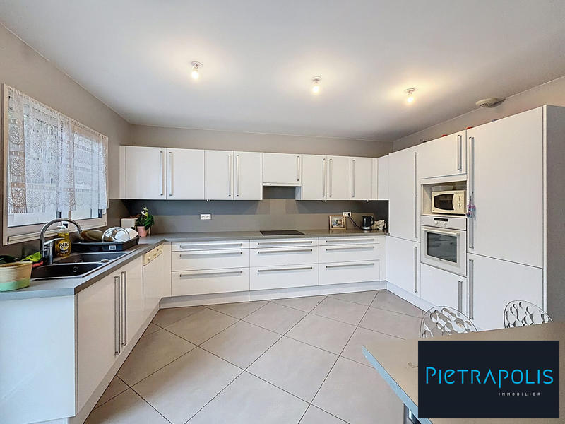 Maison - 152 m² - 5 pièces