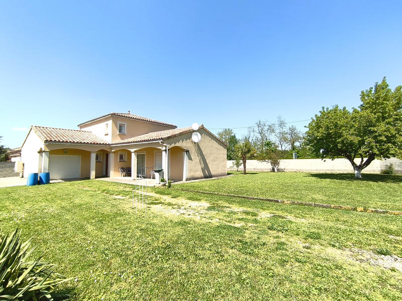 Villa - 140 m² - 5 pièces