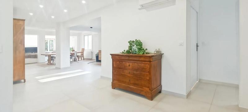 Propriété - 485 m² - 11 pièces