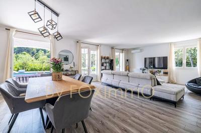 Maison - 190 m² - 7 pièces