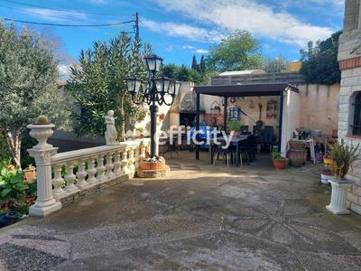 Maison - 164 m² - 8 pièces