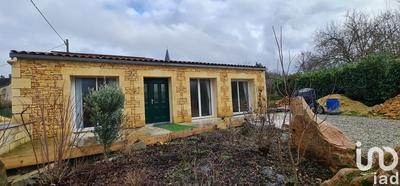 Maison - 110 m² - 4 pièces