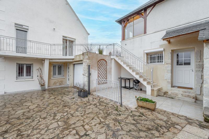 Maison - 141 m² - 7 pièces