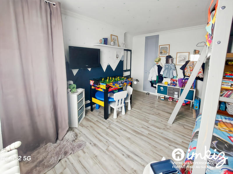 Maison - 92 m² - 5 pièces