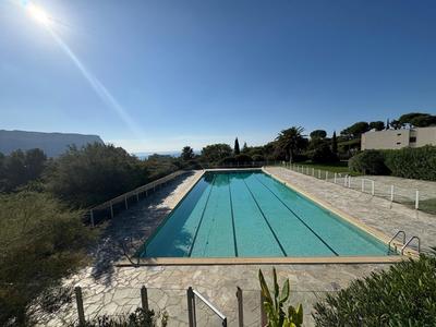 Appartement - 60 m² - 2 pièces