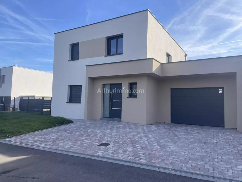 Maison - 140 m² - 6 pièces