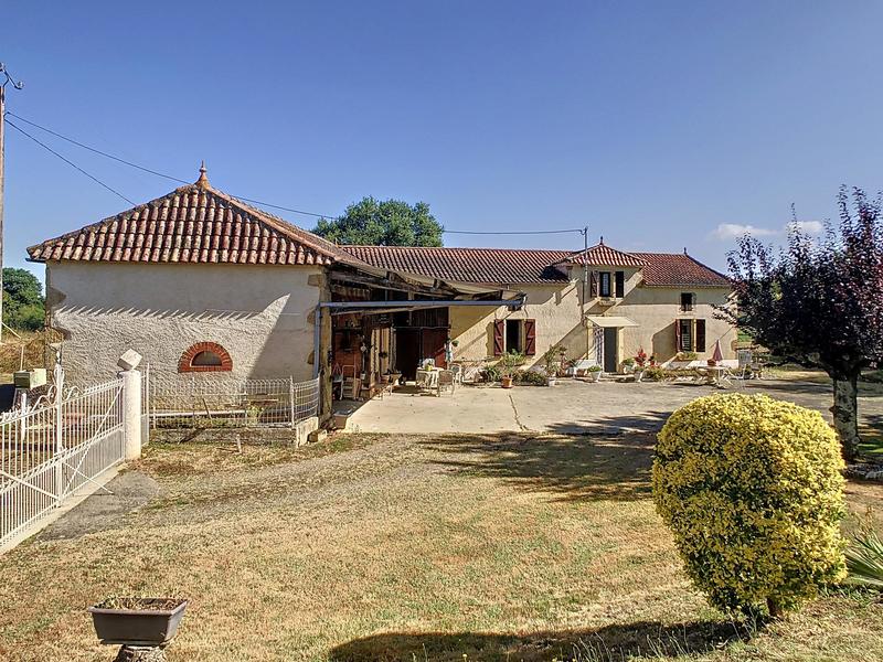 Corps de ferme - 150 m² - 6 pièces